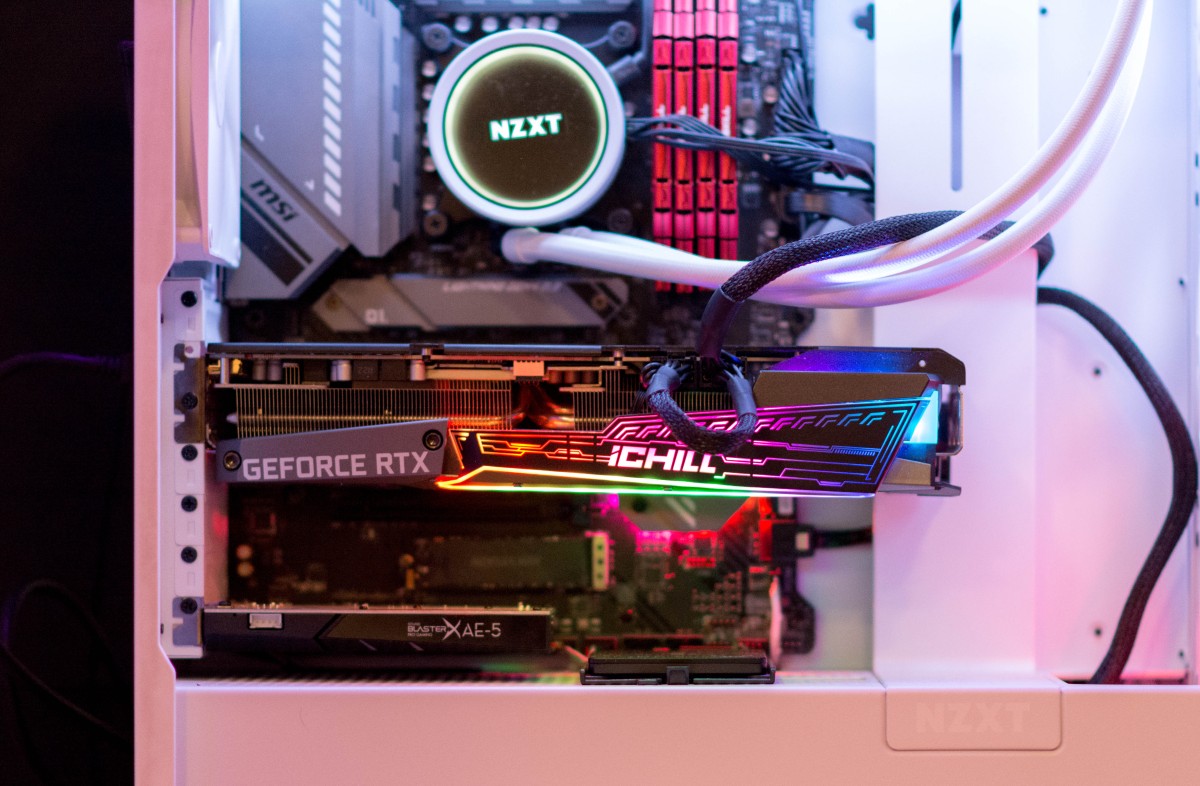 Inno3D GeForce RTX 3070 iCHILL X3 14