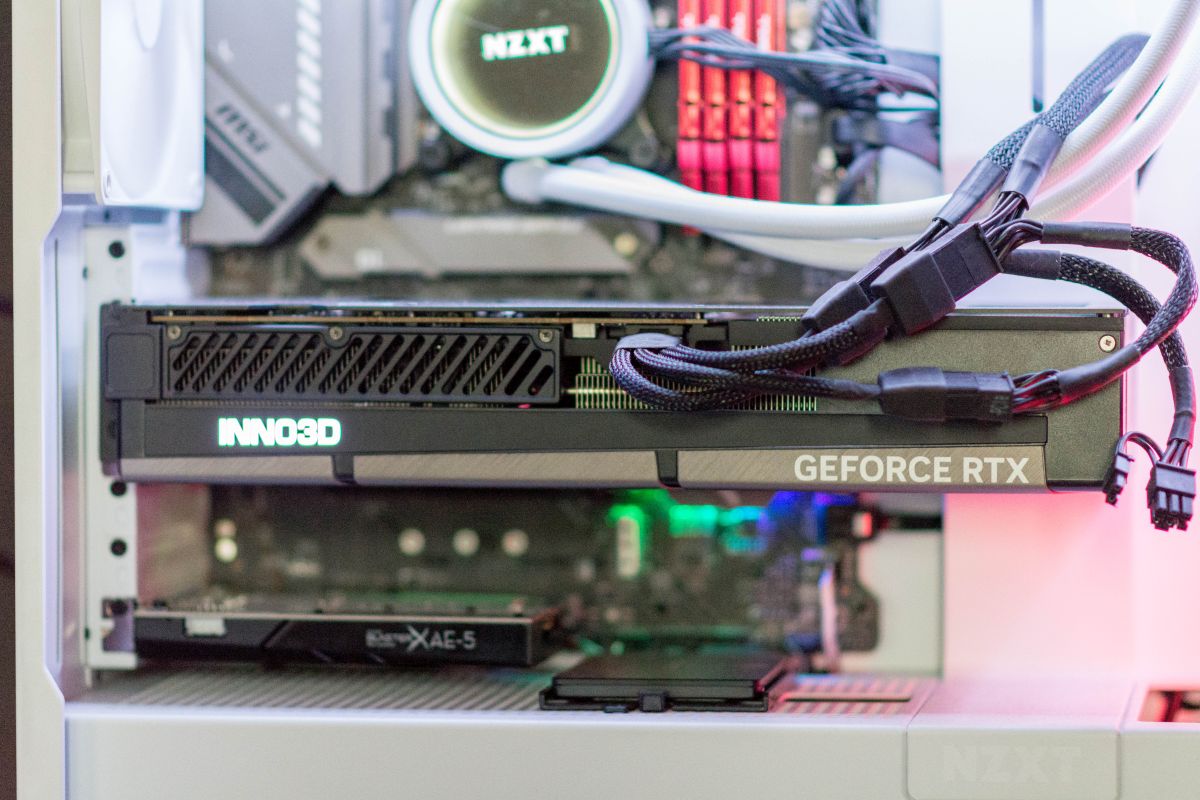 Inno3D GeForce RTX 4090 X3 OC 2