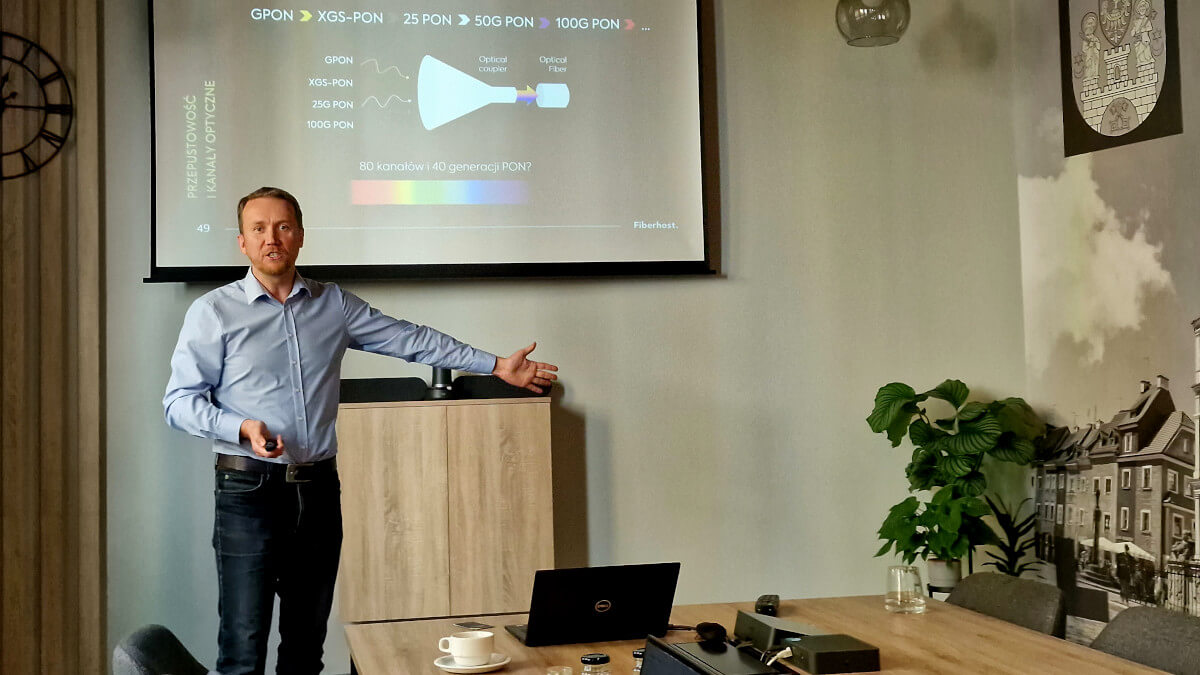 Fiberhost walczy z wykluczeniem cyfrowym. Sieć dociera do miliona gospodarstw domowych