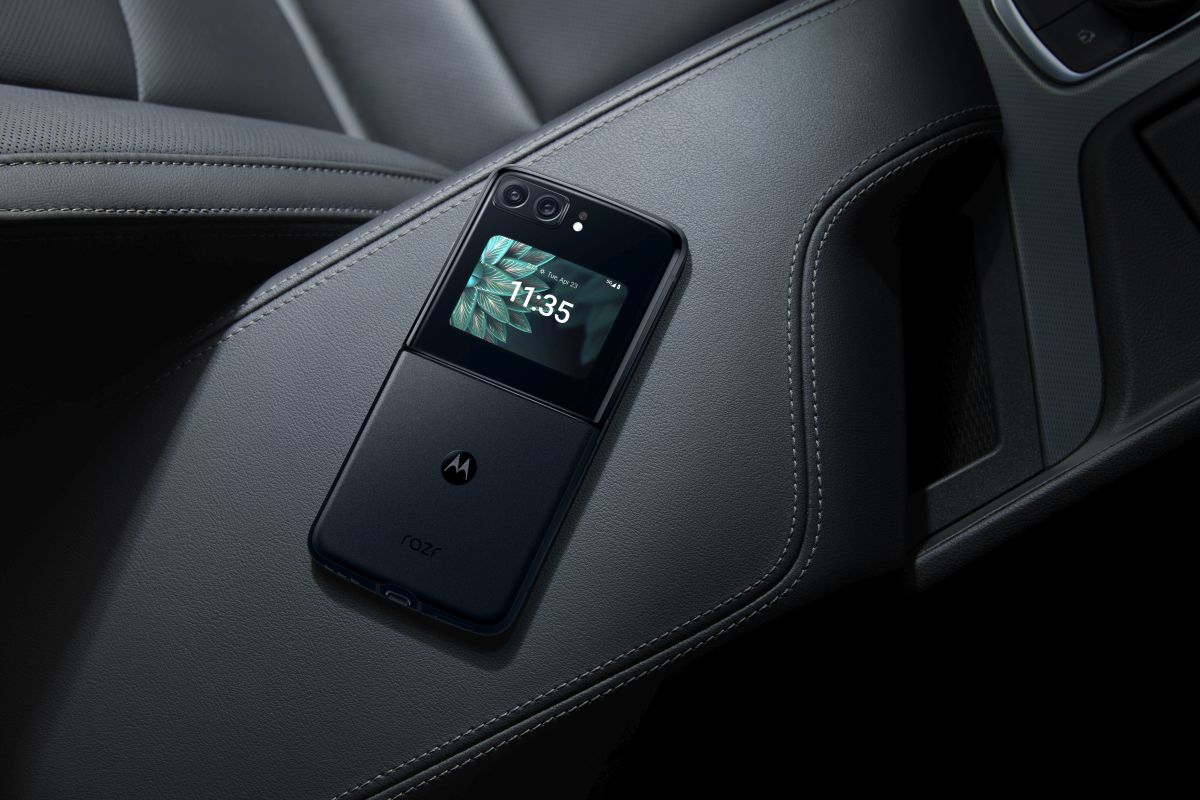 motorola razr 2022 2