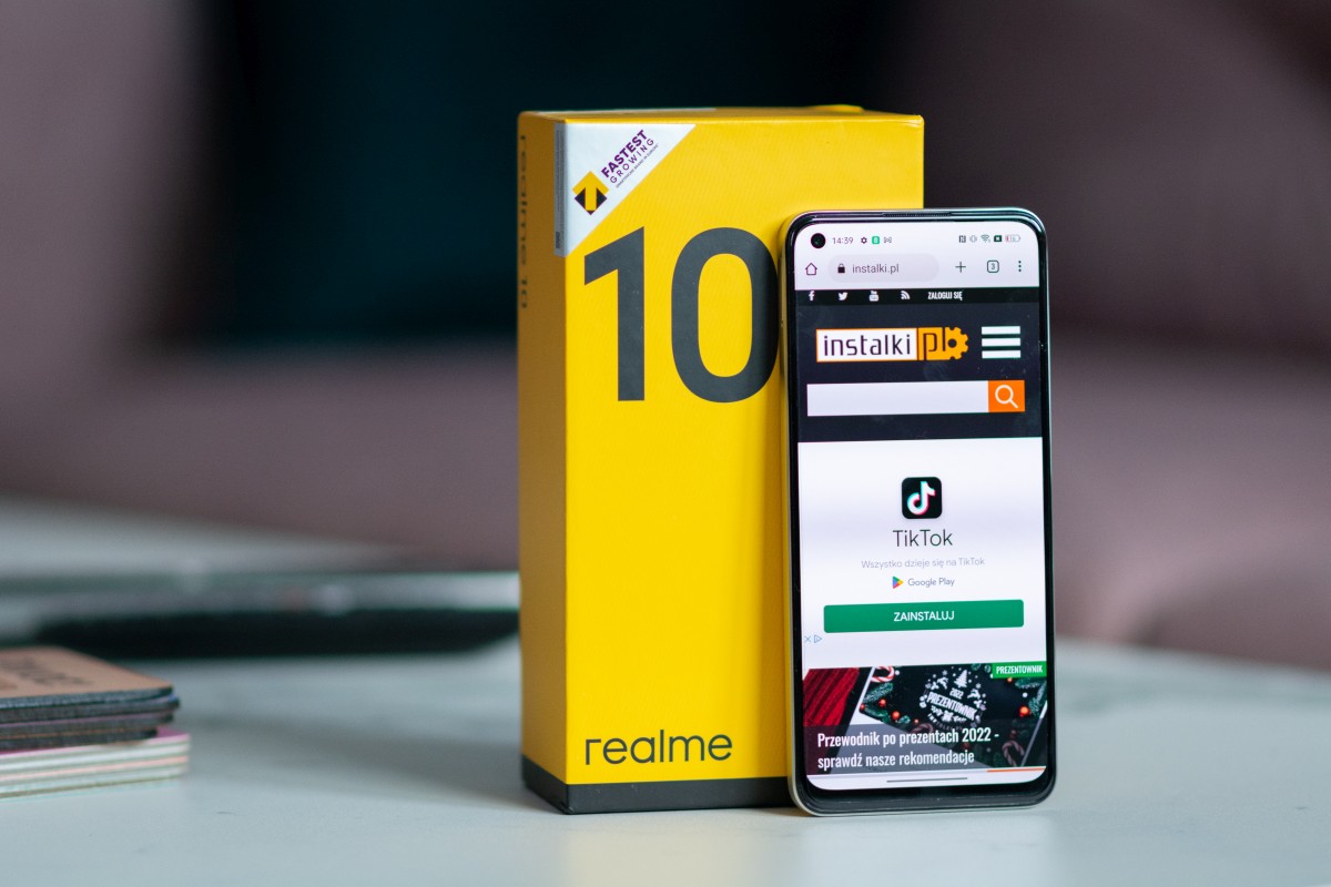 realme 10 13