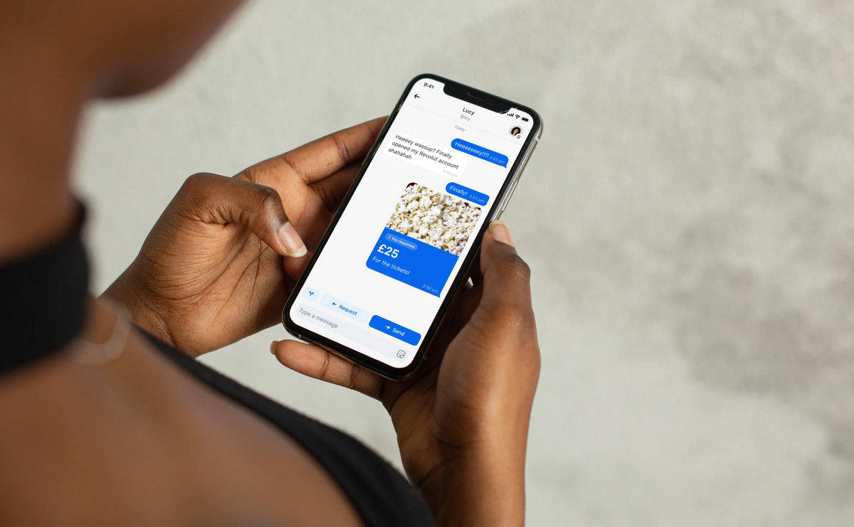 Revolut Chat
