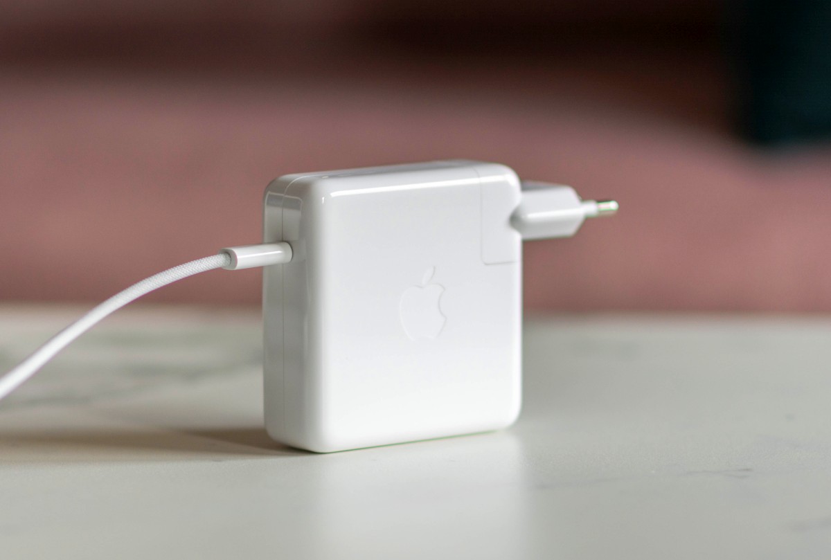 MacBook Pro 14 M2 Pro 17