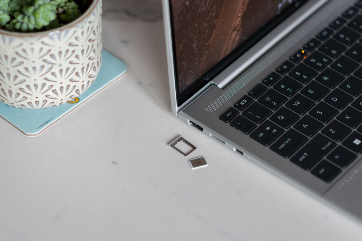 hp-elite-dragonfly-g3-11