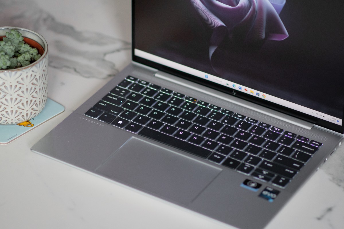 hp-elite-dragonfly-g3-9