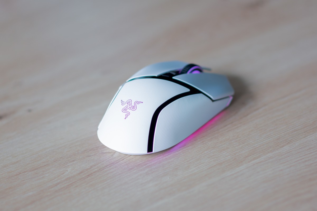 razer-basilisk-v3-pro-4