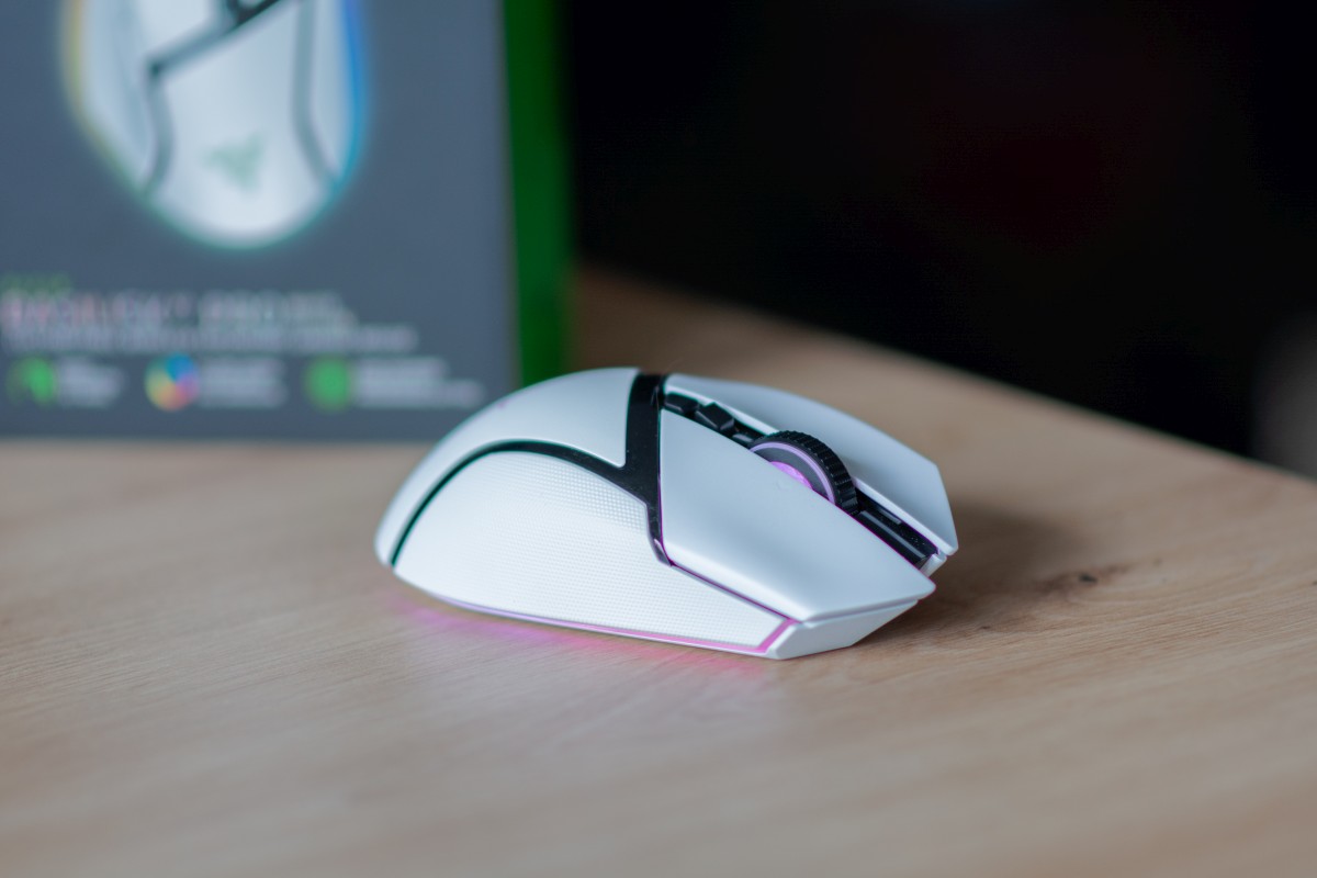 razer-basilisk-v3-pro-6