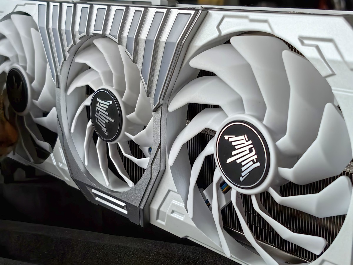 KFA2 GeForce RTX 4090 HOF 8