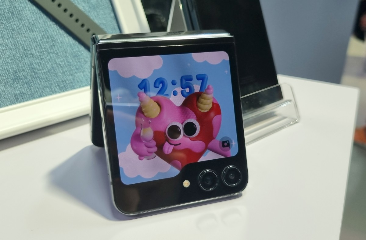 samsung-galaxy-z-flip-5-2