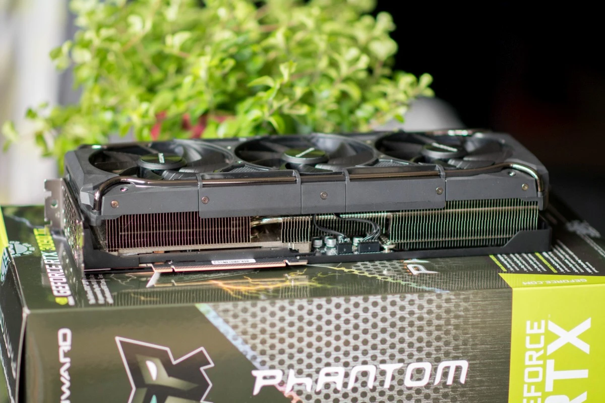 Gainward GeForce RTX 3090 Ti Phantom GS 7