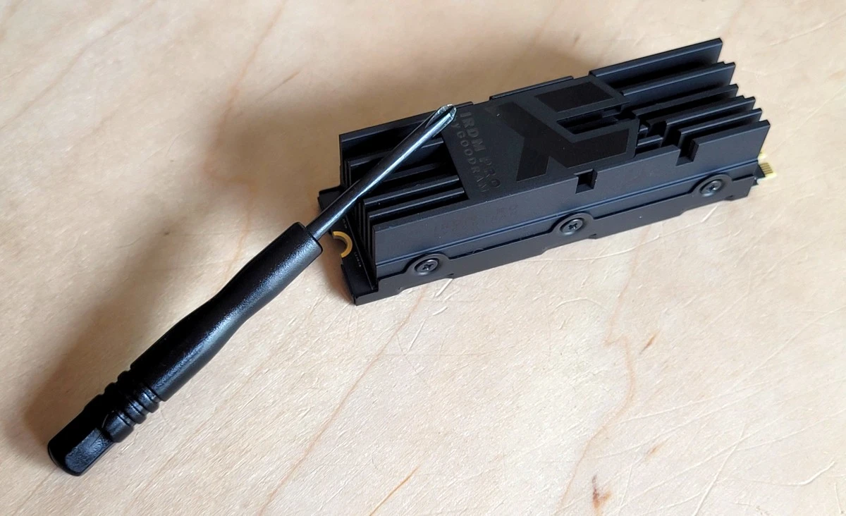 Goodram IRDM Pro 2 TB 13