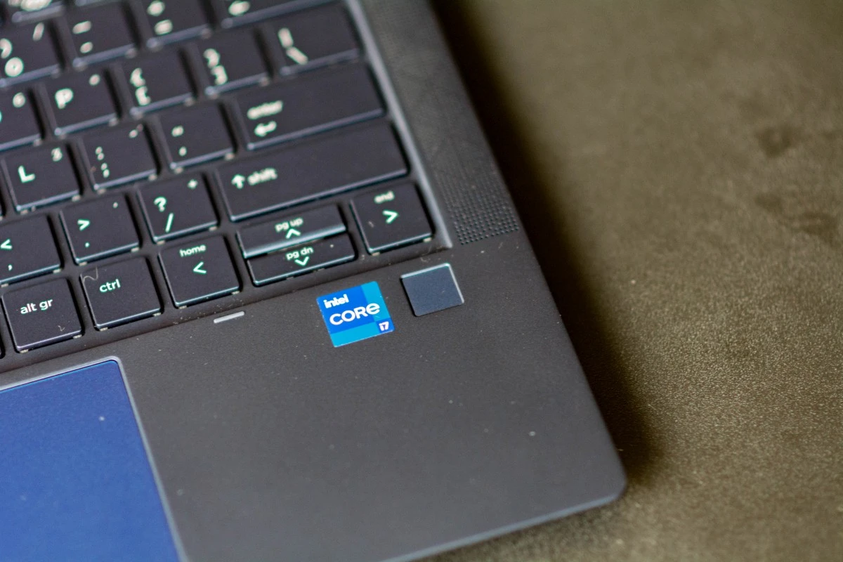 HP Elite Dragonfly G2 10