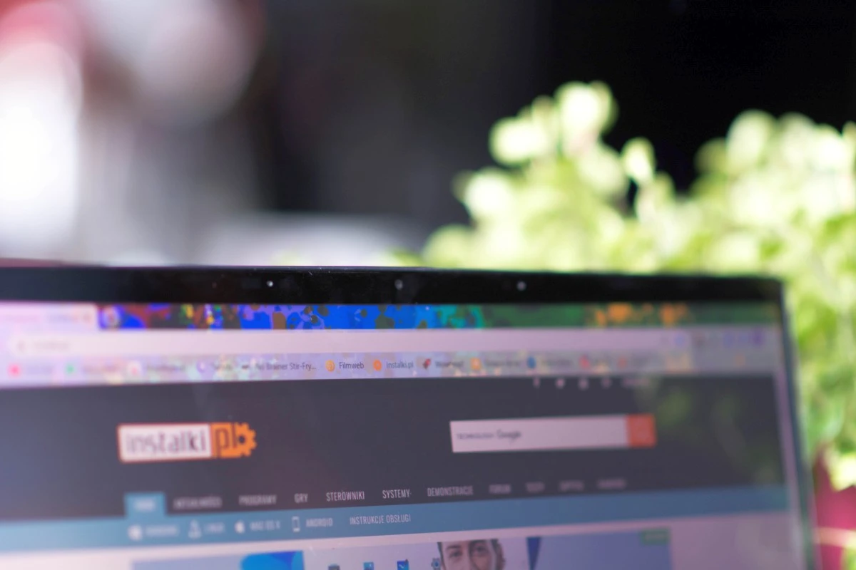 HP Elite Dragonfly G2 23