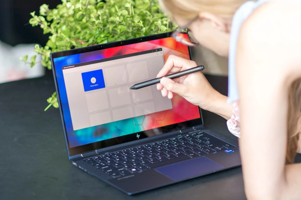 HP Elite Dragonfly G2 7