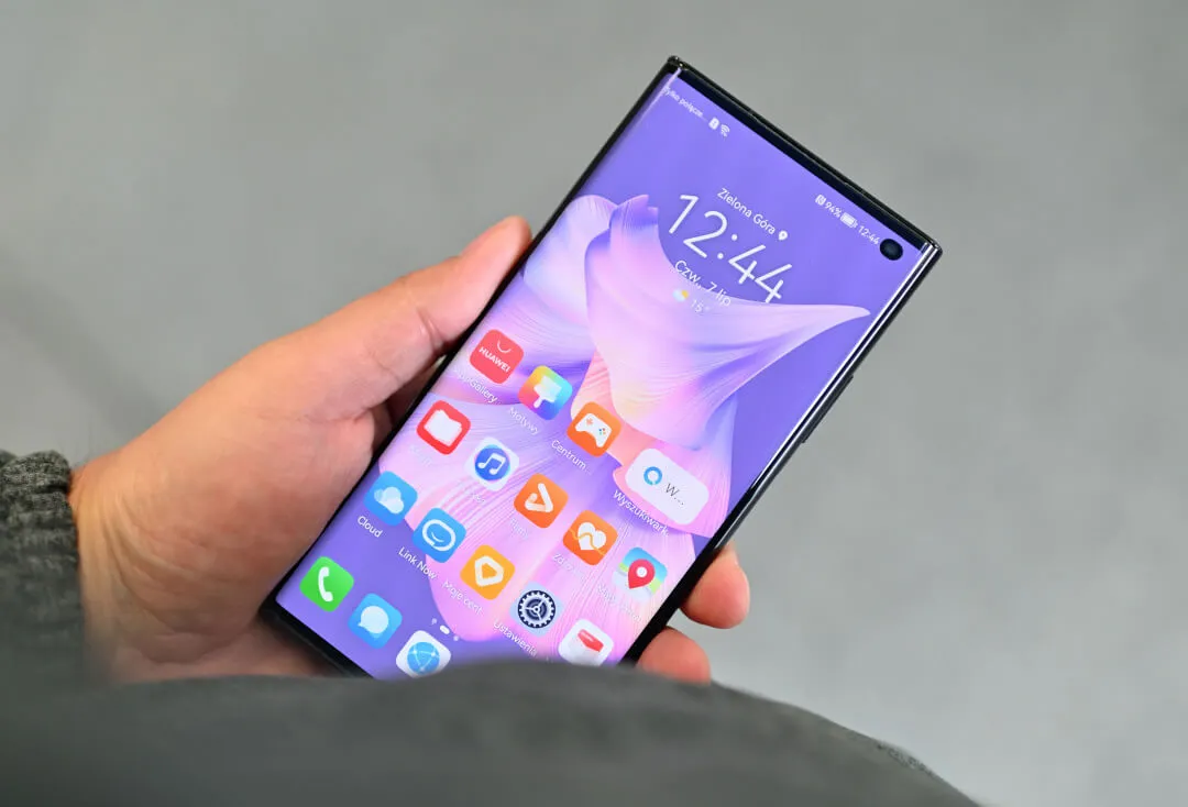 HUAWEI Mate Xs 2 09