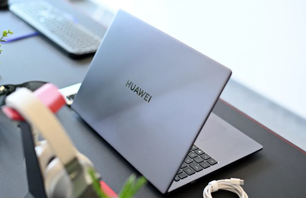 Huawei MateBook D 16 07