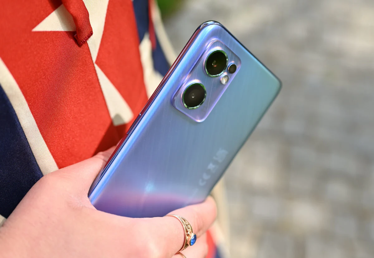 OPPO Reno7 5G 03