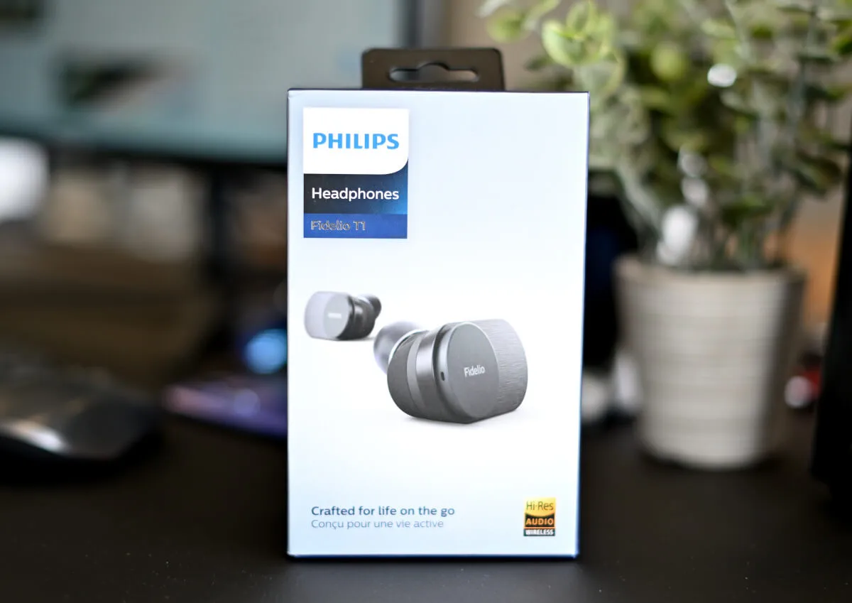 PHILIPS Fidelio T1 TWS 01