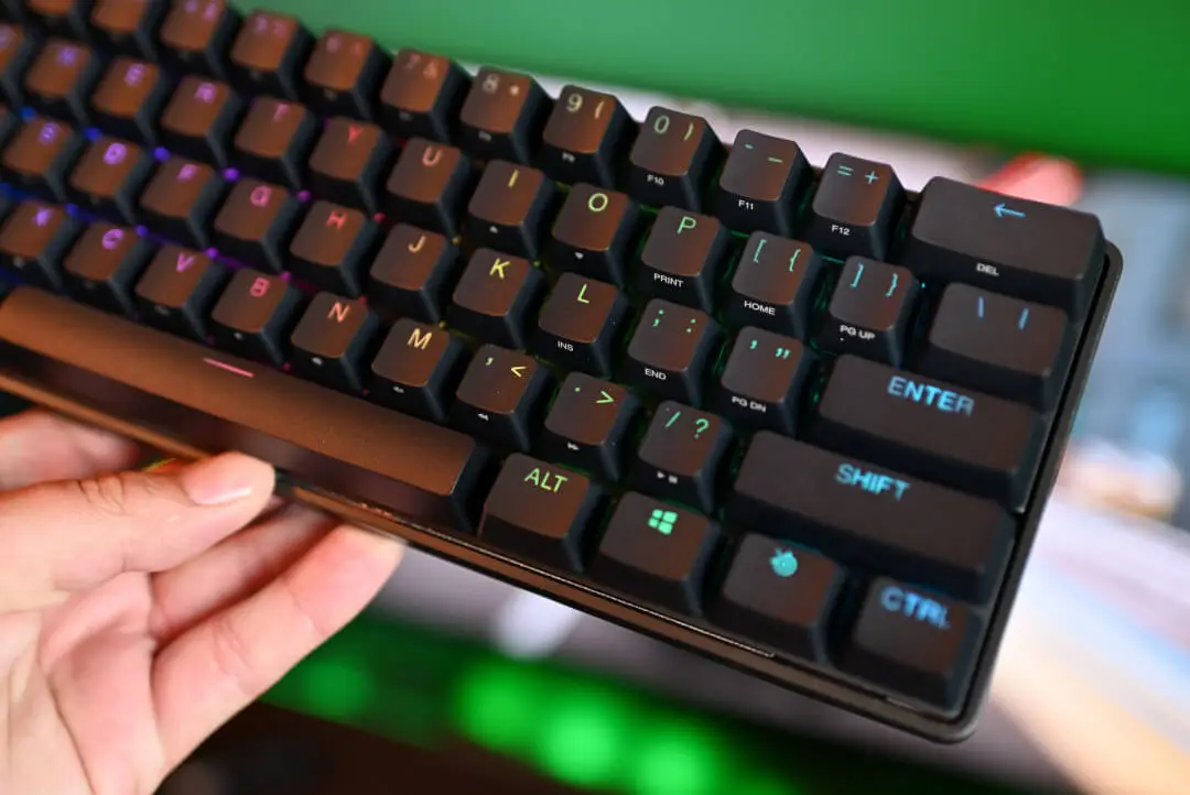 SteelSeries Apex Pro Mini Wireless 07