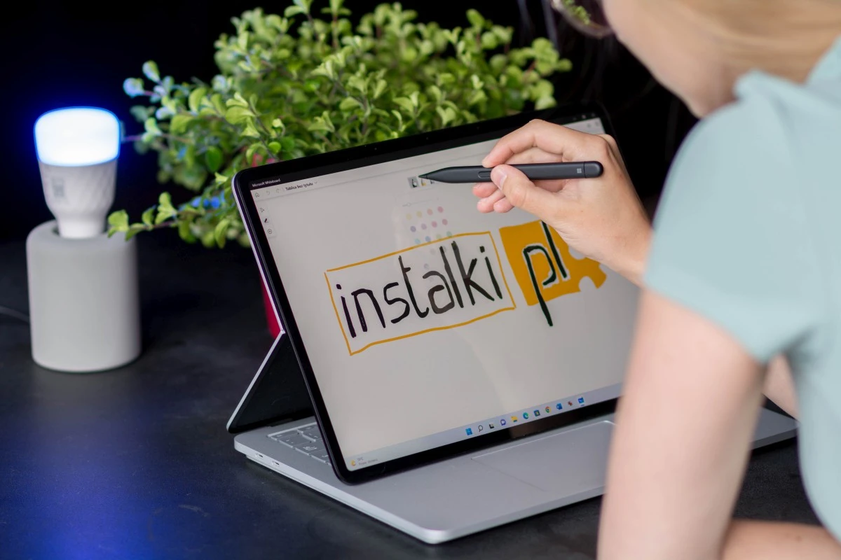 Surface Laptop Studio 13