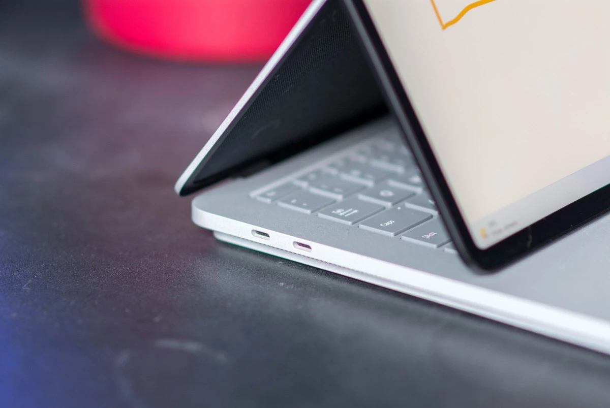 Surface Laptop Studio 15