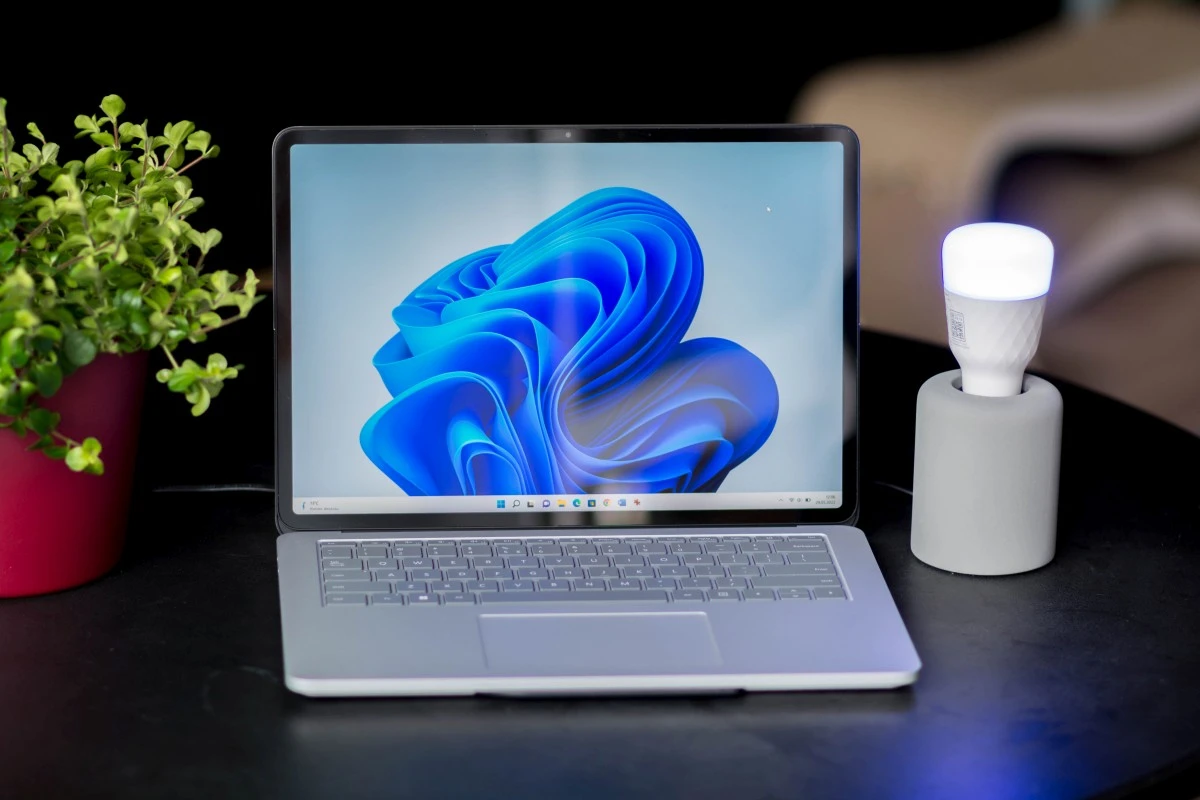 Surface Laptop Studio 2