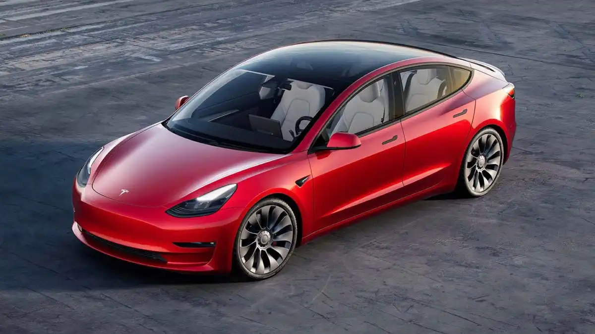 Tesla Model 3 2022