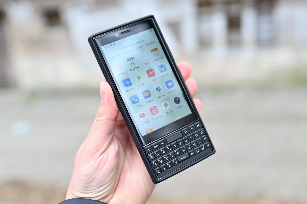 Unihertz Titan Slim 09