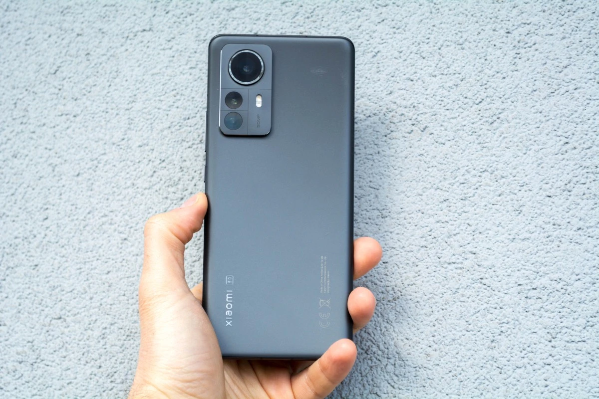 Xiaomi 12 Pro 13