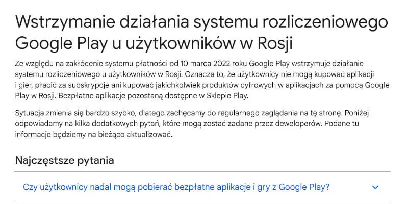 Podobno firma twierdzi, że to "wysiłki związane z zapewnieniem zgodności", a dla bezpłatnych aplikacji nie ma żadnych zmian. W przypadku aplikacji związanych z "krytycznymi usługami dla użytkowników, które zapewniają im bezpieczeństwo i dostęp do informacji", Google wciąż zaleca deweloperom zastosowanie odroczenia kolejnych płatności (jest to możliwe maksymalnie o rok) lub usunięcie płatnej subskrypcji czy przestawienie się na darmowy model podczas aktualnego okresu blokady. W takim razie przy czasowym przejściu na bezpłatny model, aplikacje nie byłyby blokowane nawet pod kątem właśnie omawianych nowych restrykcji.