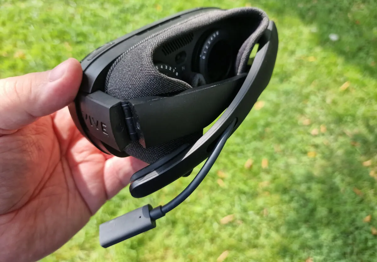 Recenzja HTC Vive Flow. Miniaturowy i lekki VR, który nie potrzebuje komputer ani telefonu