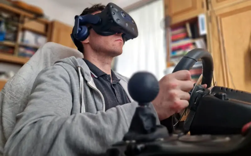 Test HTC Vive Pro 2. Genialny VR z najwyższej półki nie może być tani