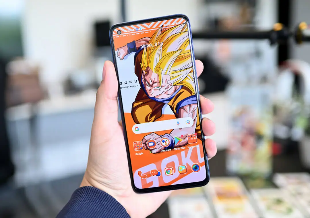 realme GT NEO 3T Dragon Ball Z Edition 11