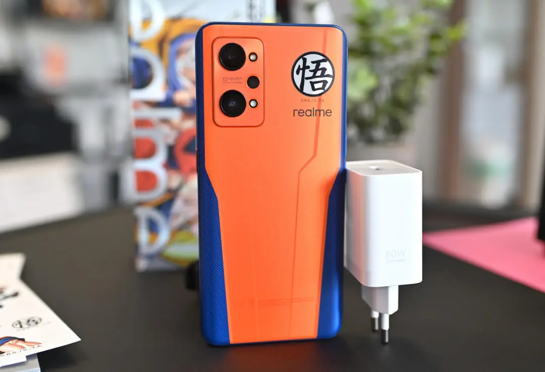 realme GT NEO 3T Dragon Ball Z Edition 14