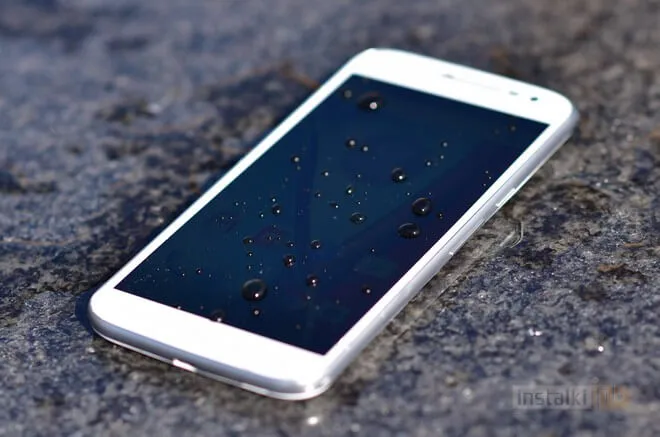 Moto G4 i odporność na zachlapania