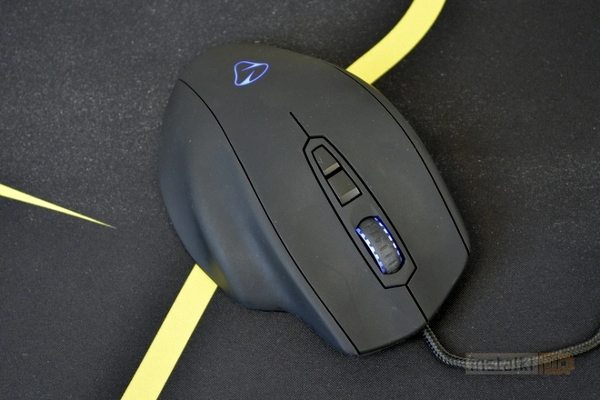 Mionix Naos 7000 8