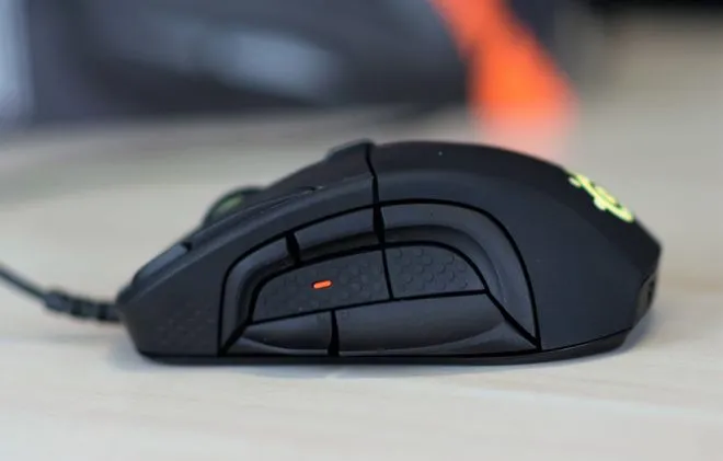 SteelSeries Rival 500 4