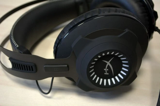 hyperx cloud revolver s