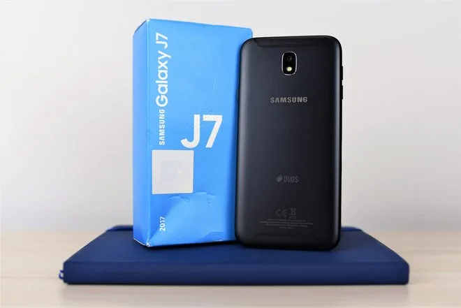 Galaxy J7 2017 14