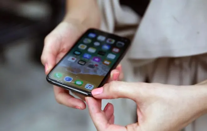 iPhone X upadek