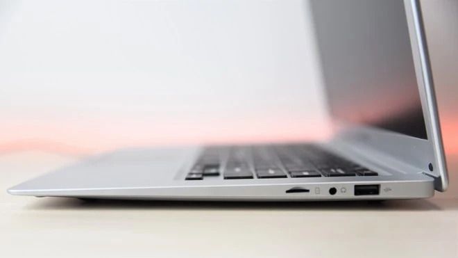 Kiano SlimNote 14-2 Plus 2