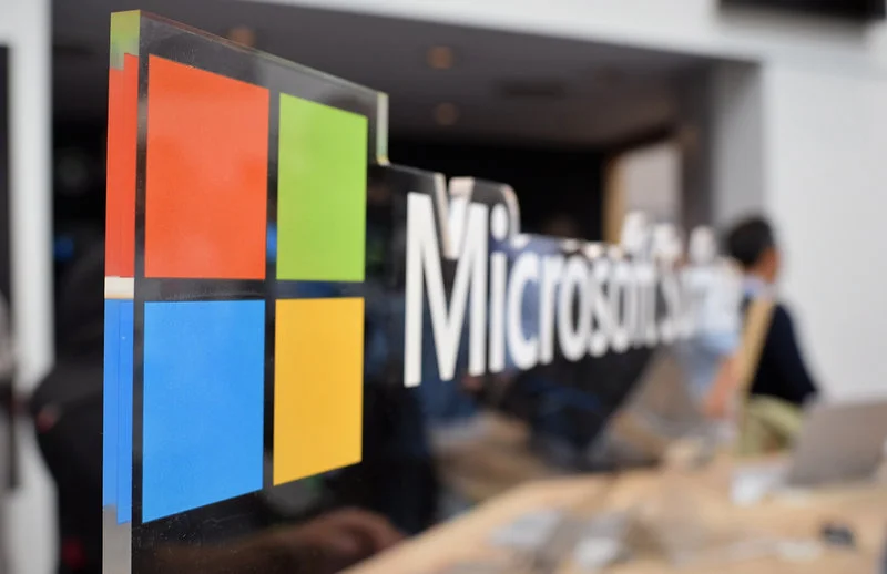 Microsoft ma w USA lepszą reputację niż Apple czy Google