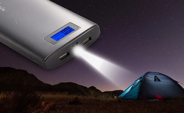 Pojemny i wydajny powerbank na wakacje. Jaki wybrać?