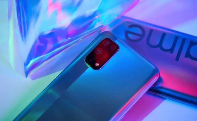 Smartfon Realme 7 5G jest zaskakująco tani, a to nie jedyna nowość na polskim rynku