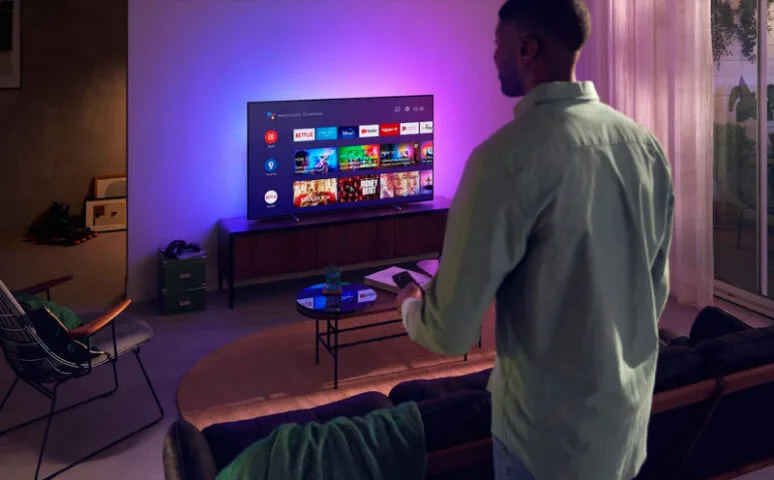 Telewizor Philips OLED705 z Ambilight i matrycą 120 Hz trafia do sprzedaży