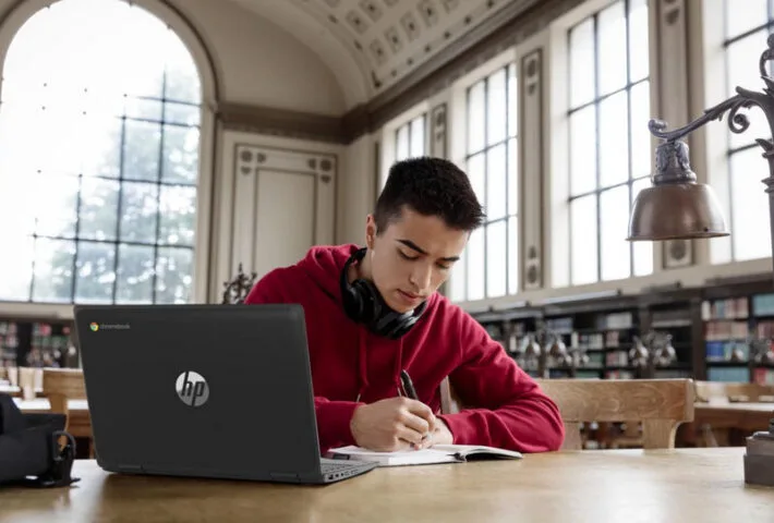 HP i Fundacja Media 3.0 będą przeciwdziałać wykluczeniu cyfrowemu dzieci i młodzieży