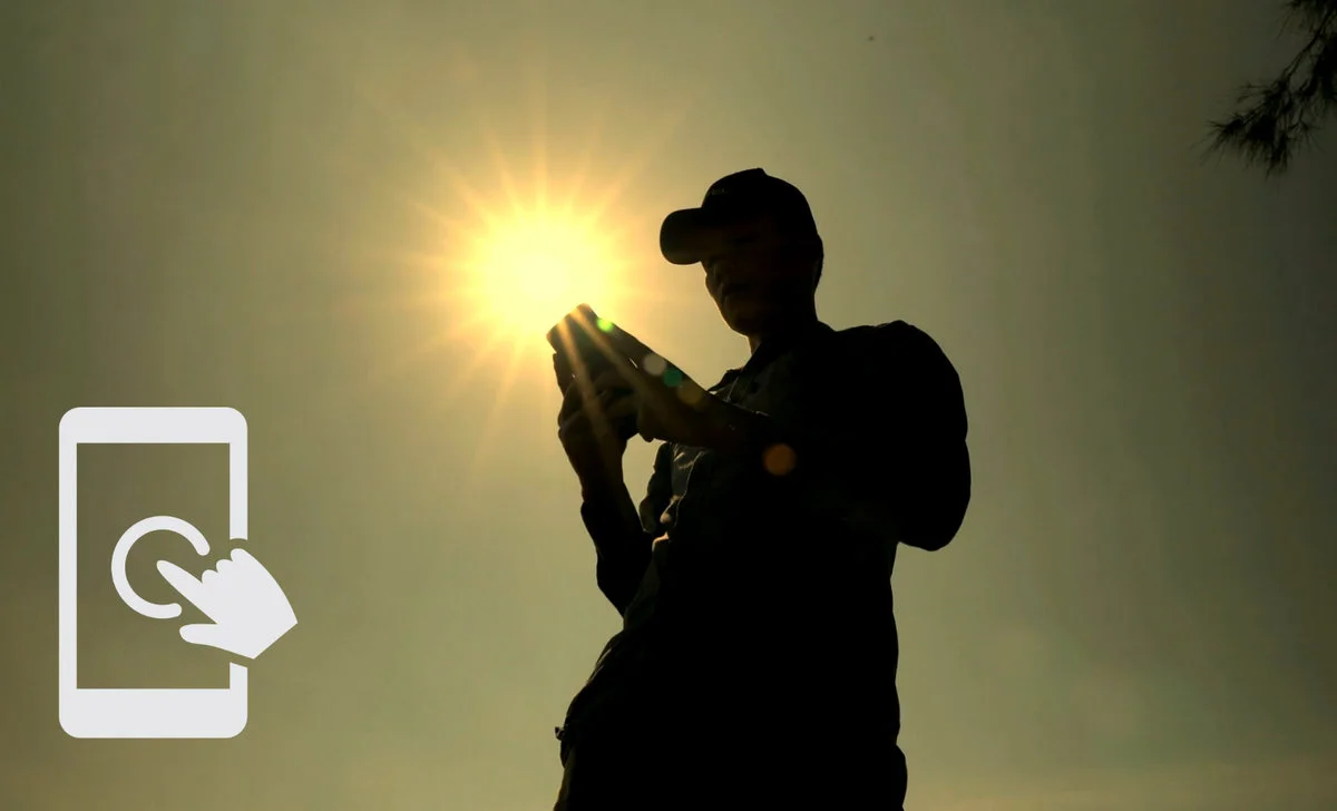 6 niezbędnych aplikacji na słoneczne dni. Unikaj poparzeń