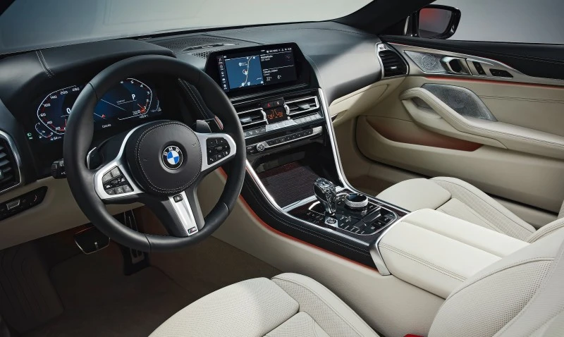 Nowe samochody BMW bez dotykowych ekranów. Rekompensata jest kiepska