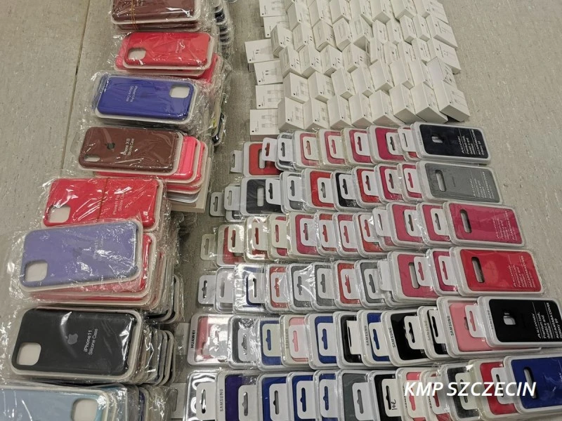 podrobki akcesoriow telefonicznych 2