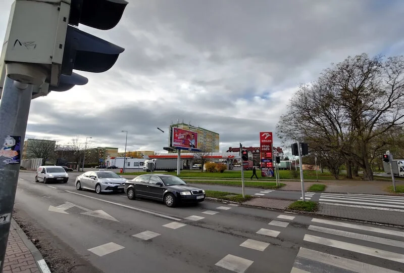 Test i porównanie ASUS ZenFone 8 i ZenFone 8 Flip